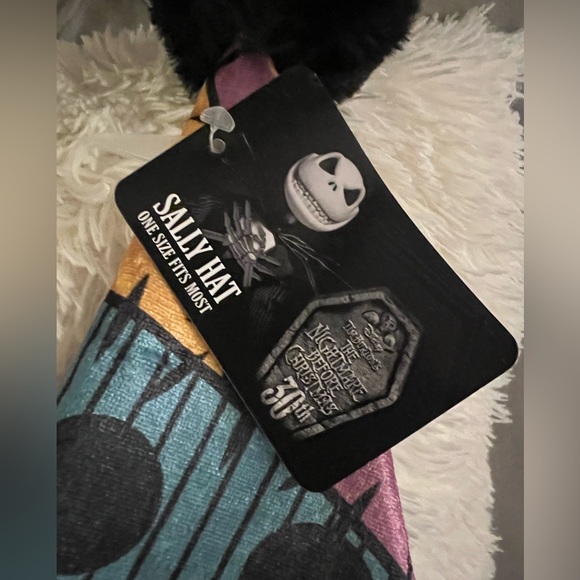 Nightmare Before Christmas Jack & Sally black furry bottom Santa hat set - Picture 3 of 5